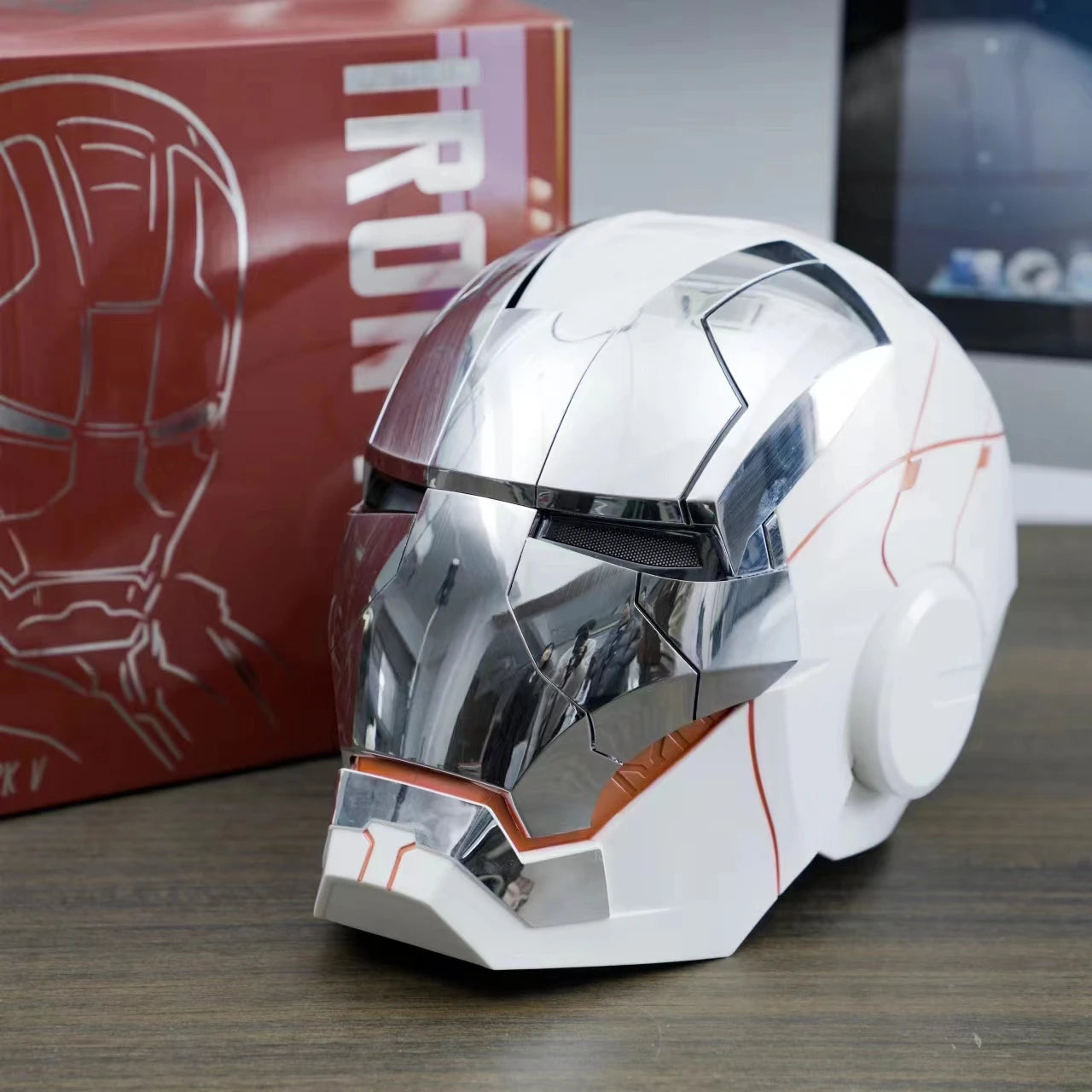New AutoKing 1:1 Mk5 Iron Man Helmet Cosplay Voice Control Eyes with Light